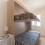 Lets Holidays Centric With Parking 2 *