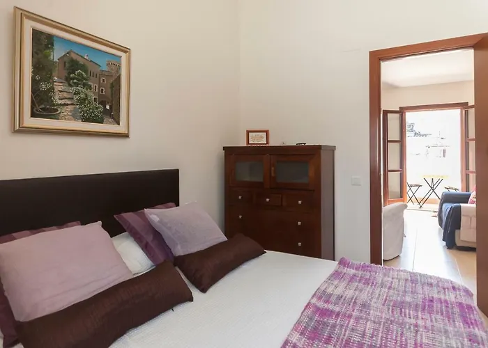 Appartamento Lets Holidays Centric With Parking 2